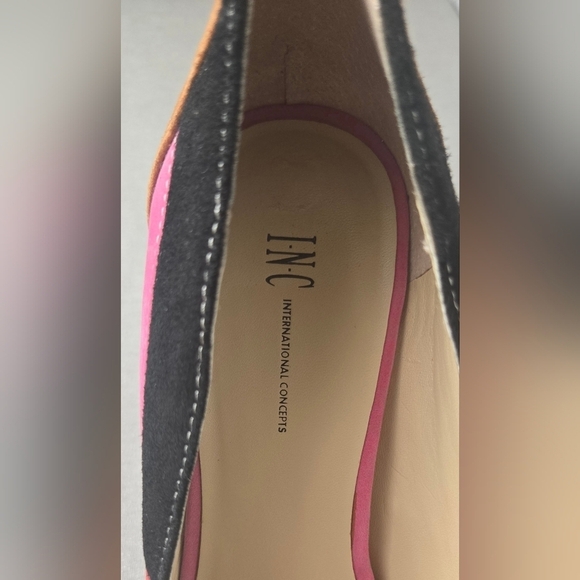 INC Suede Patchwork Peep Toe Platform Heels Red Pink Tan Size 8 - Picture 9 of 11